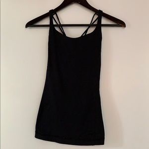 Lululemon Free To Be Tank Black Size 4